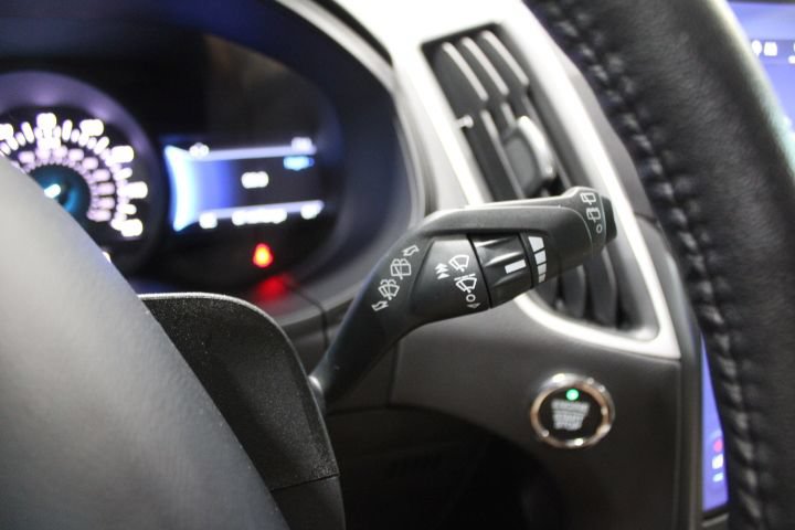 Used 2024 Ford Edge SEL w/ Cargo Accessory Package AWD/4WD image 39