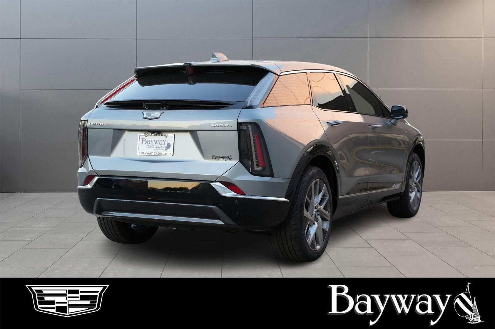 New 2026 Cadillac Optiq Luxury 1 w/ LPO, Floor Liner Package image 39