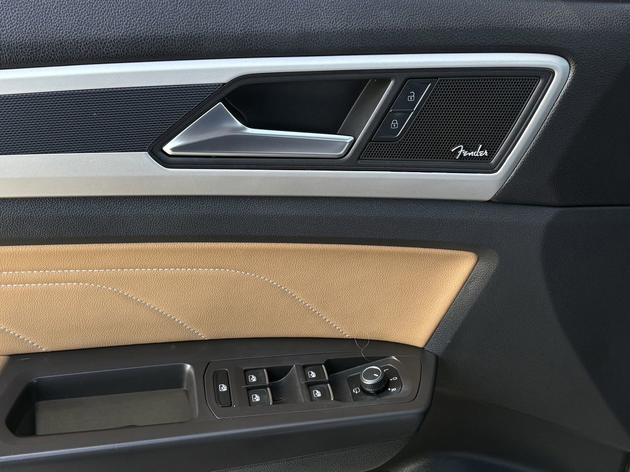 Used 2022 Volkswagen Atlas Cross Sport SEL Premium R-Line AWD/4WD image 24