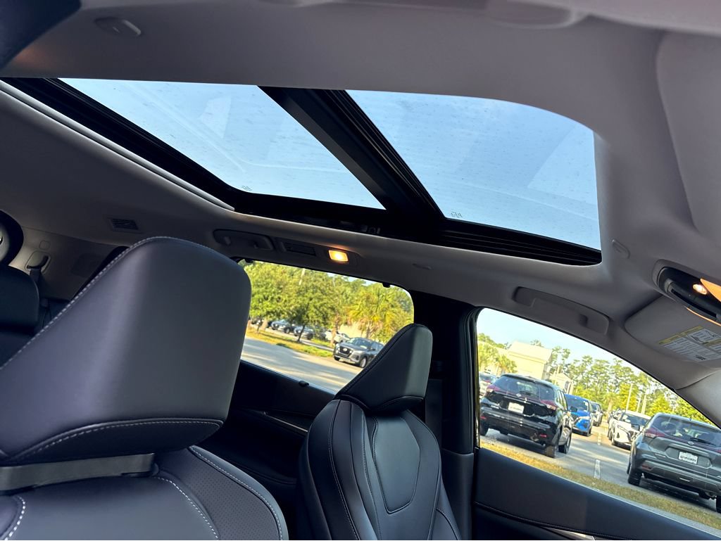 New 2025 INFINITI QX60 Luxe w/ Black Edition FWD image 11