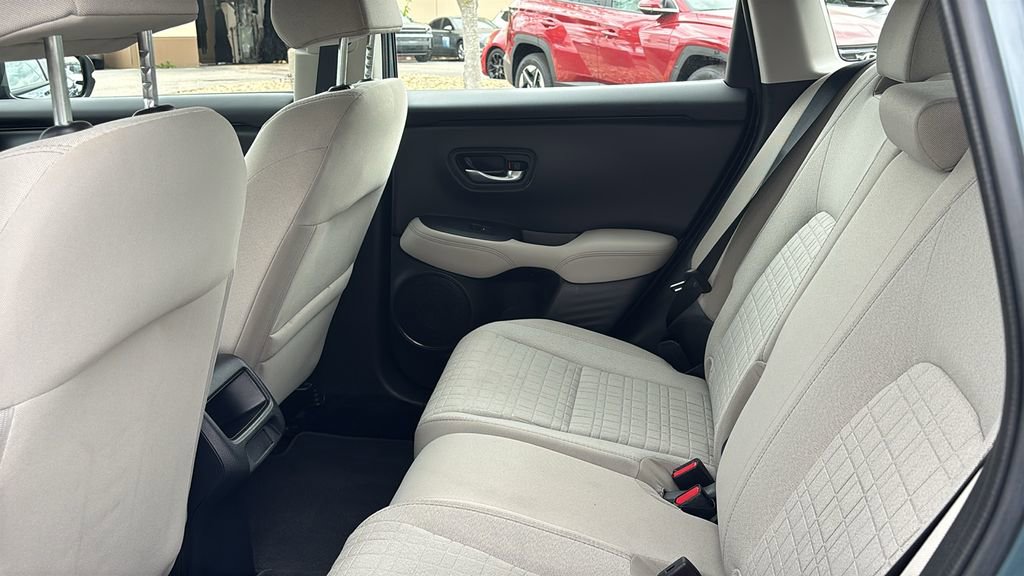 Certified 2025 Honda HR-V LX image 29