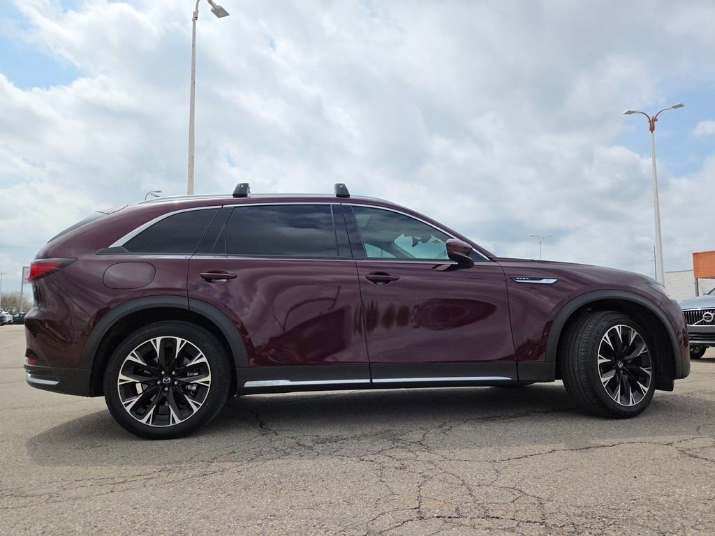 Used 2024 MAZDA CX-90 Plug-In Hybrid w/ Premium Plus image 29