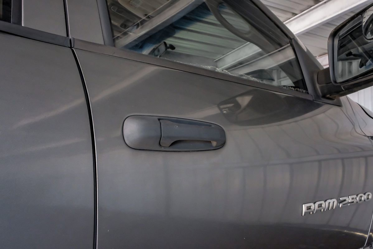 Used 2006 Dodge Ram 2500 Truck SLT image 40