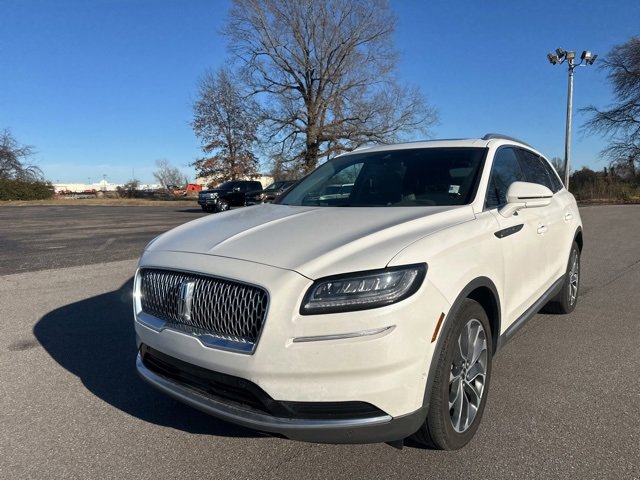 Used 2023 Lincoln Nautilus Reserve w/ Equipment Group 201A image 2