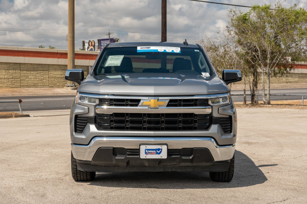 Used 2025 Chevrolet Silverado 1500 LT RWD image 3