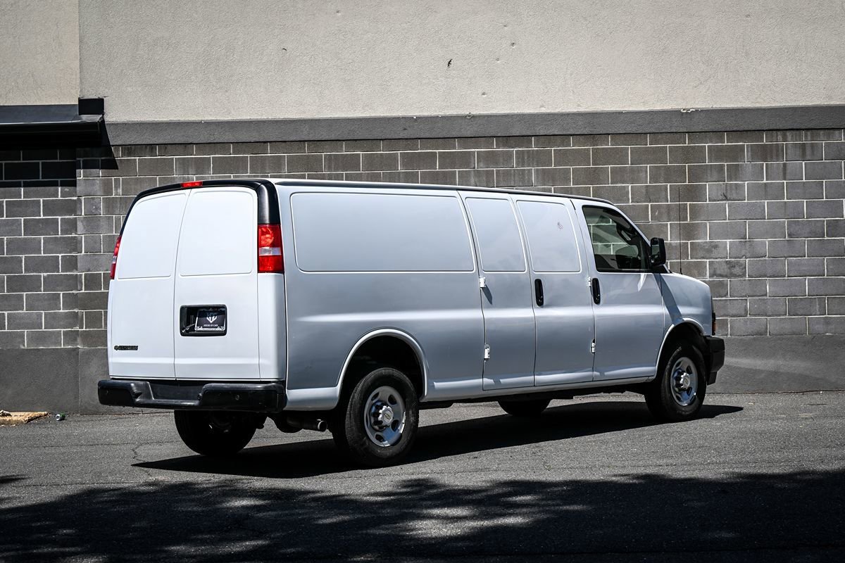Used 2024 Chevrolet Express 2500 Extended w/ Driver Convenience Package RWD image 3