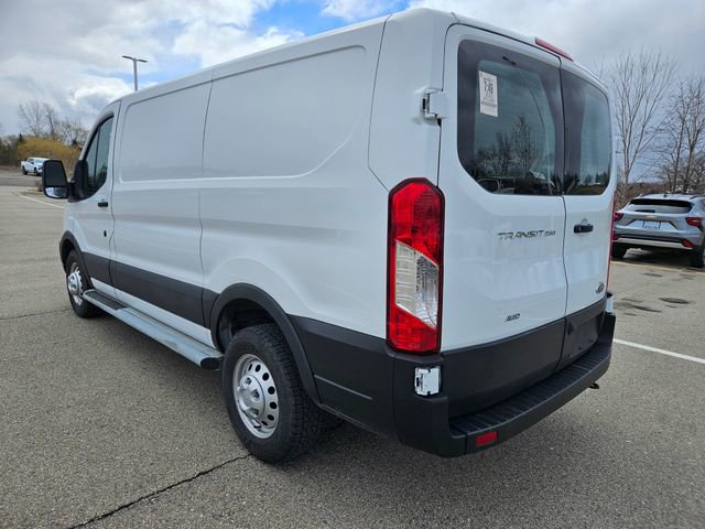 Used 2023 Ford Transit 250 Low Roof AWD w/ Exterior Upgrade Package image 5