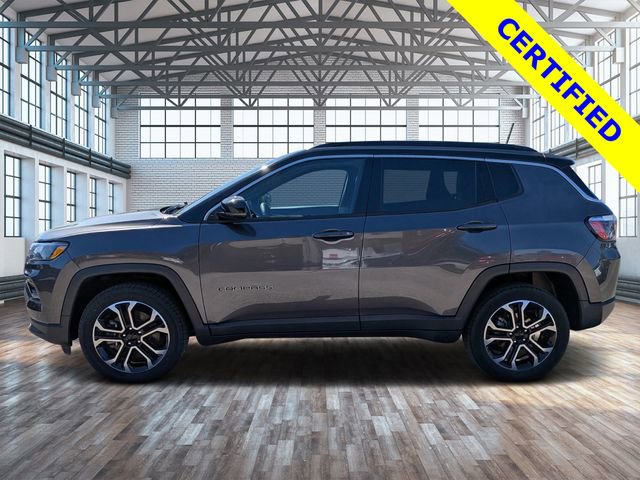 Used 2023 Jeep Compass Limited image 7