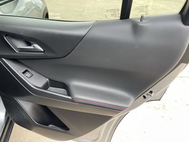 Used 2025 Chevrolet Equinox RS w/ Safety and Technology Package AWD/4WD image 14