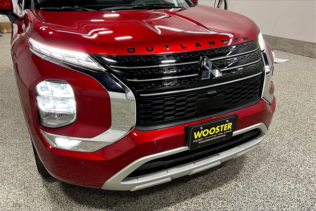 Used 2022 Mitsubishi Outlander SEL image 32