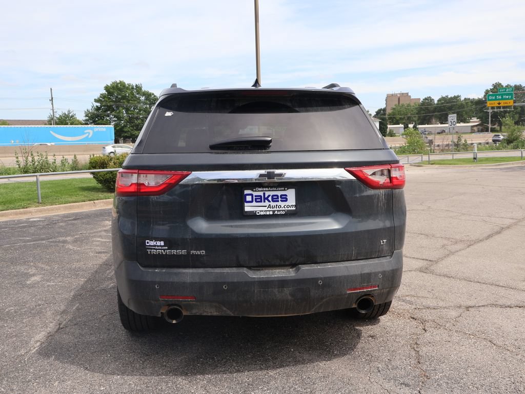 Used 2021 Chevrolet Traverse LT w/ LT Premium Package AWD/4WD image 17