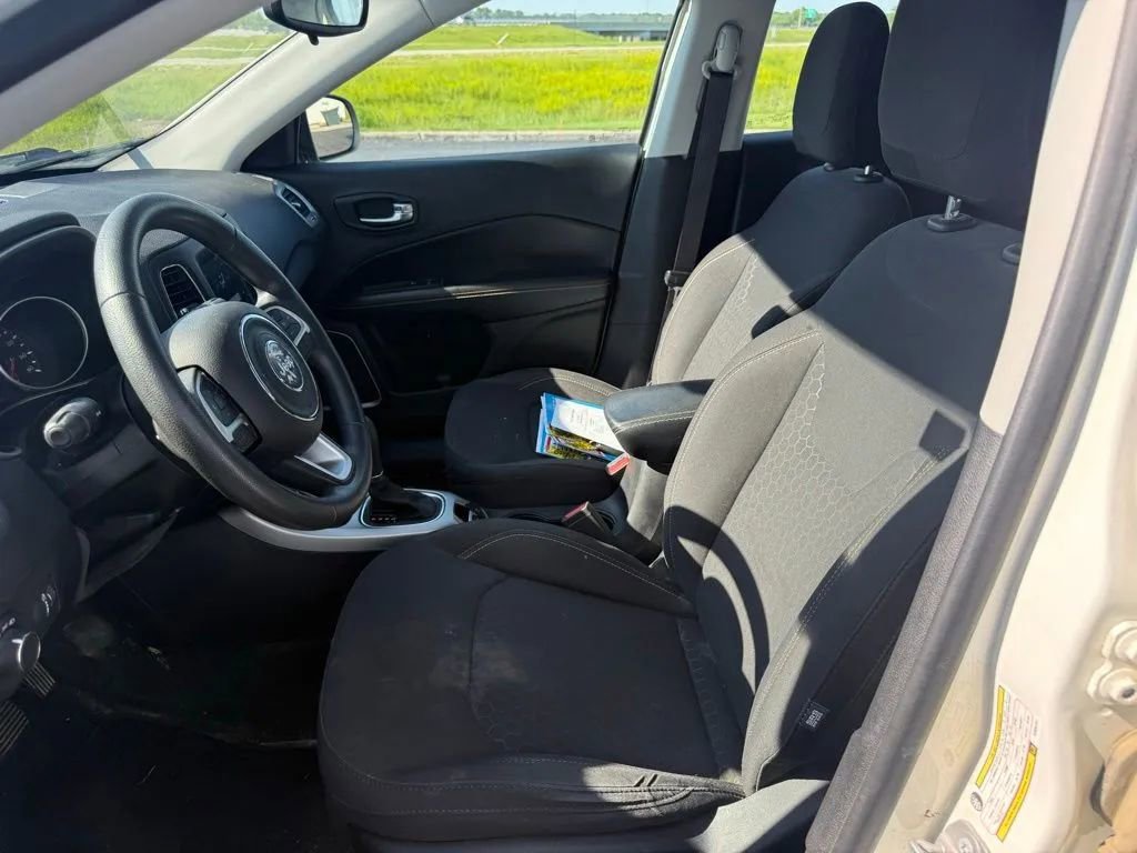 Used 2019 Jeep Compass Sport AWD/4WD image 11