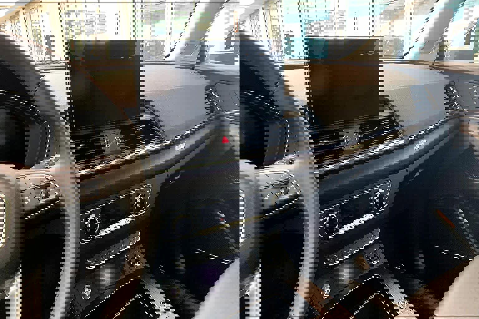 Certified 2025 Audi Q5 e Premium Plus image 6