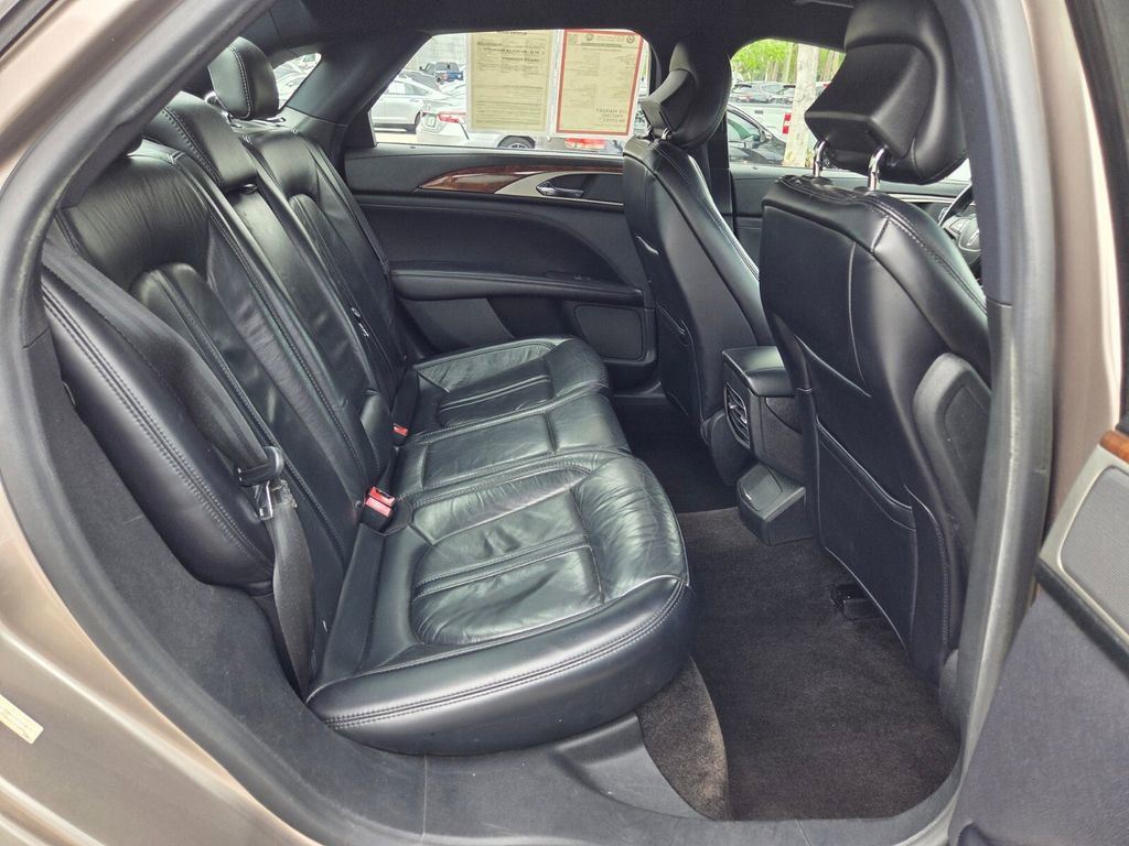 Used 2019 Lincoln MKZ Reserve FWD image 31