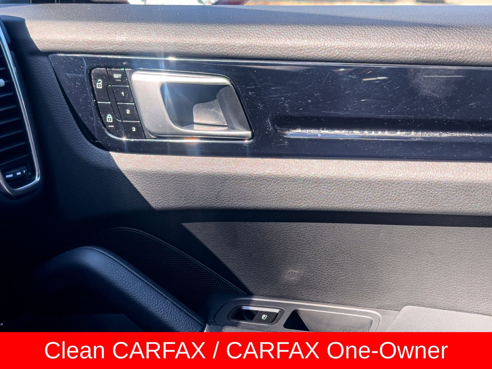 Used 2021 Porsche Cayenne image 23