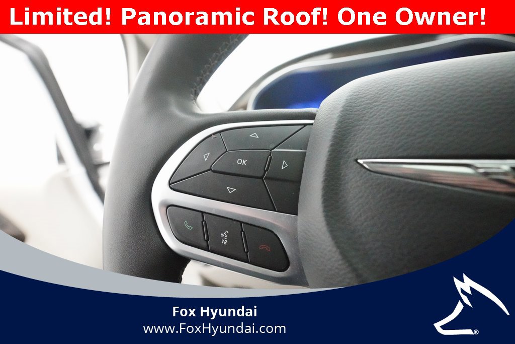 Used 2024 Chrysler Pacifica Limited image 19