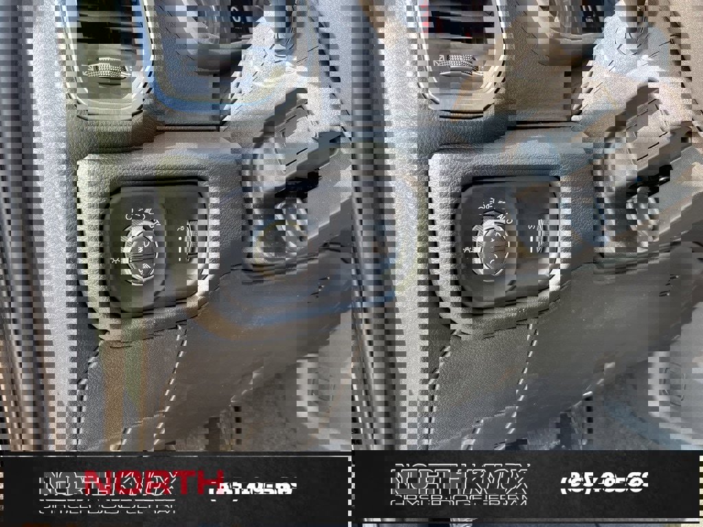 New 2025 RAM 3500 Big Horn image 7