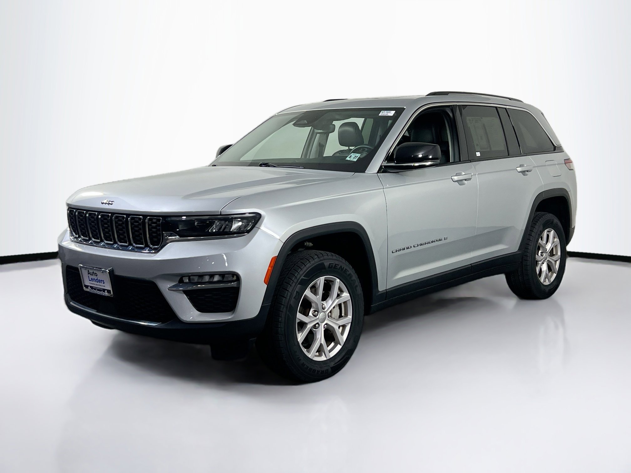 Used 2022 Jeep Grand Cherokee Limited image 1