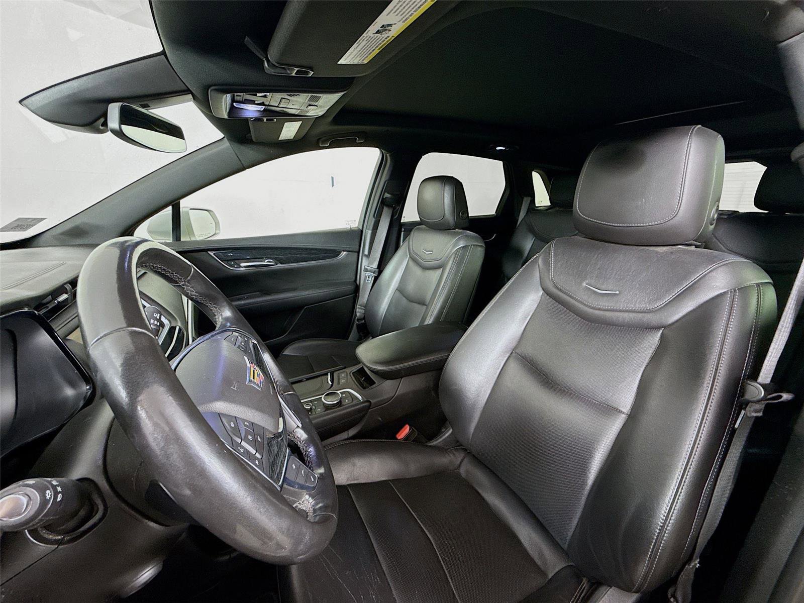 Used 2020 Cadillac XT5 Premium Luxury image 3