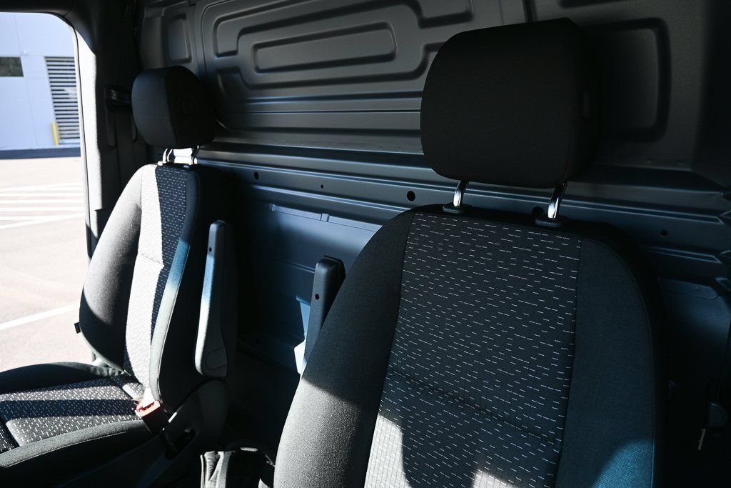 Used 2026 Mercedes-Benz Sprinter 2500 image 5
