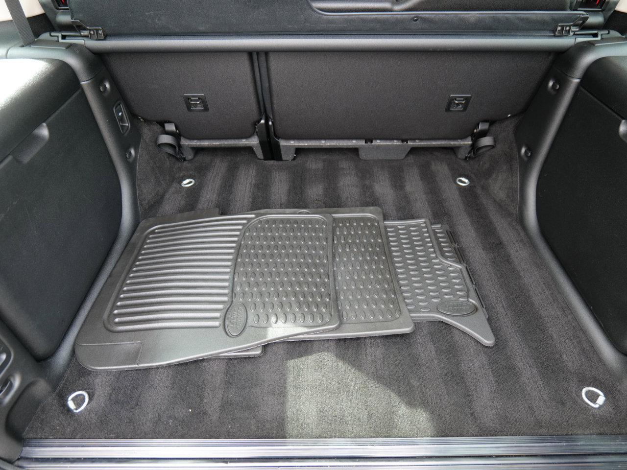 Used 2004 Land Rover Discovery SE image 58