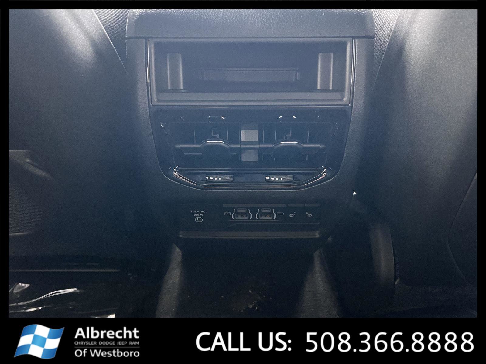 New 2025 Jeep Grand Cherokee Limited w/ Trailer Tow Package image 19