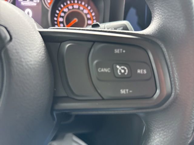 Used 2025 Jeep Wrangler Sport AWD/4WD image 35