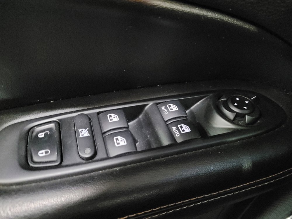 Used 2017 Jeep Compass Latitude w/ Popular Equipment Group AWD/4WD image 27