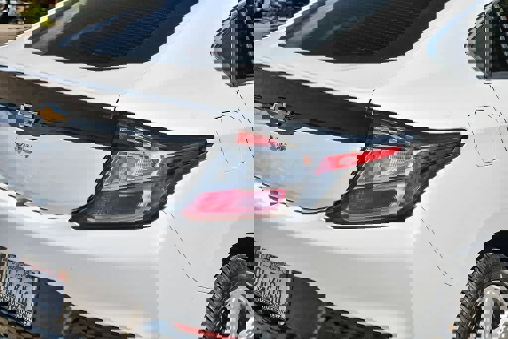 Used 2019 Chevrolet Volt LT w/ Power Convenience Package image 12