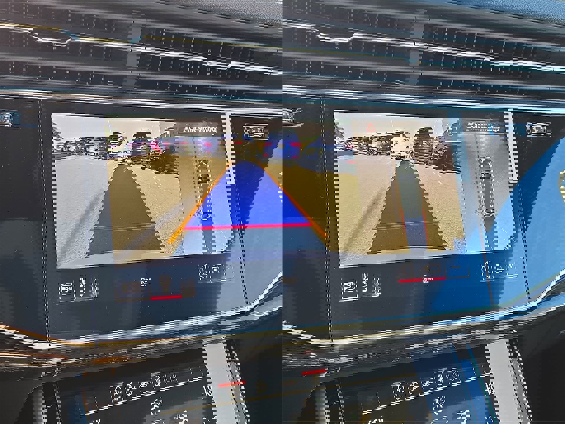 New 2026 Audi Q8 Premium image 18