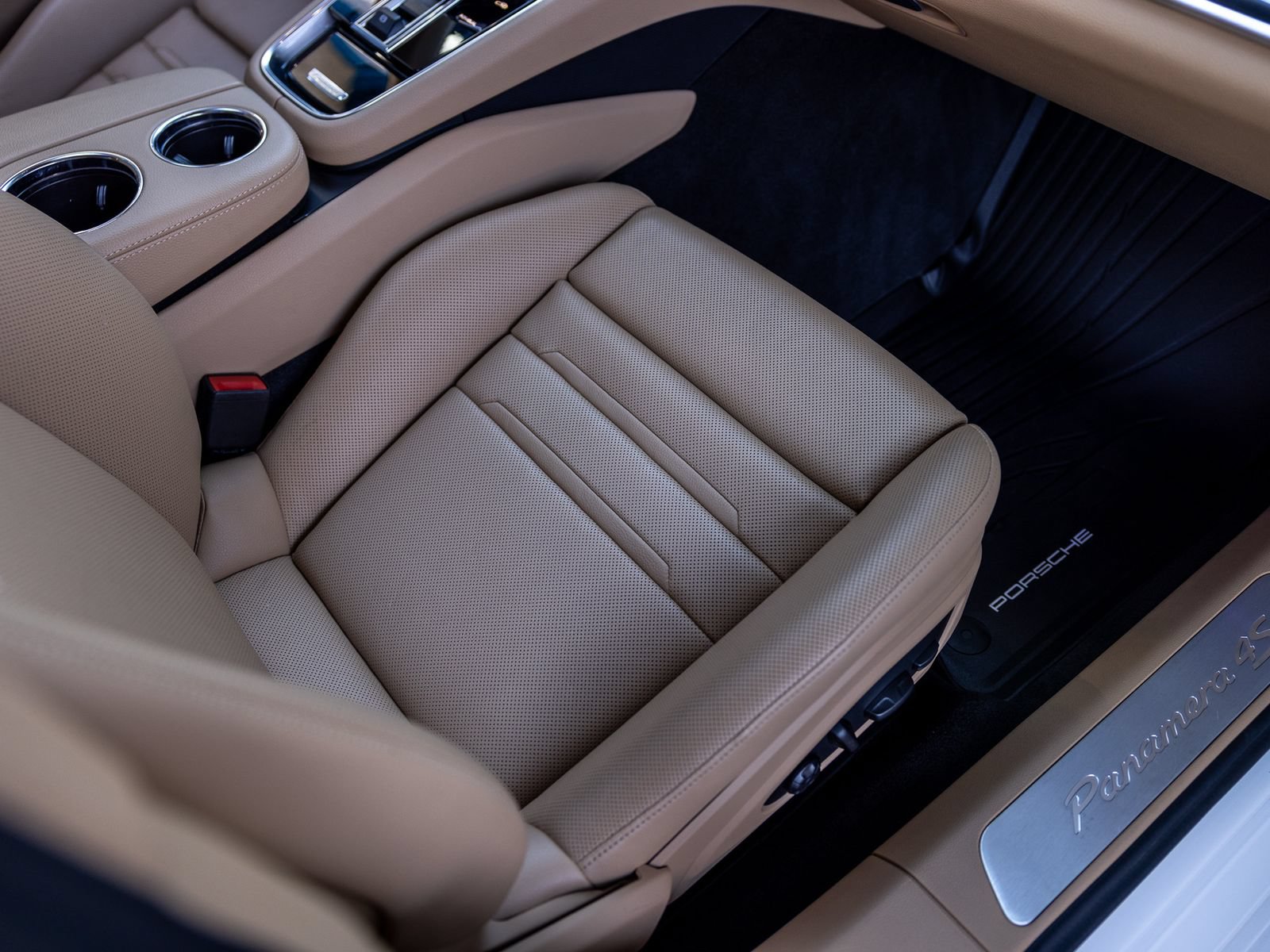 Certified 2023 Porsche Panamera 4S AWD/4WD image 51