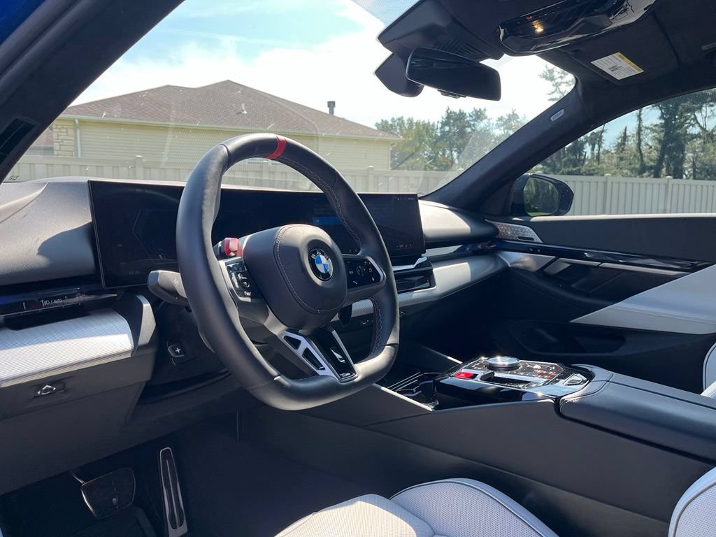 Used 2025 BMW M5 w/ Executive Package AWD/4WD image 18