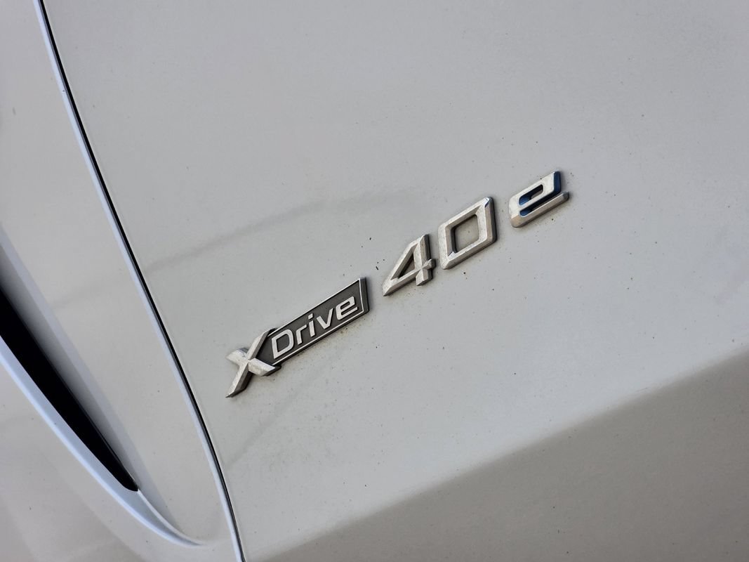 Used 2017 BMW X5 xDrive40e AWD/4WD image 39