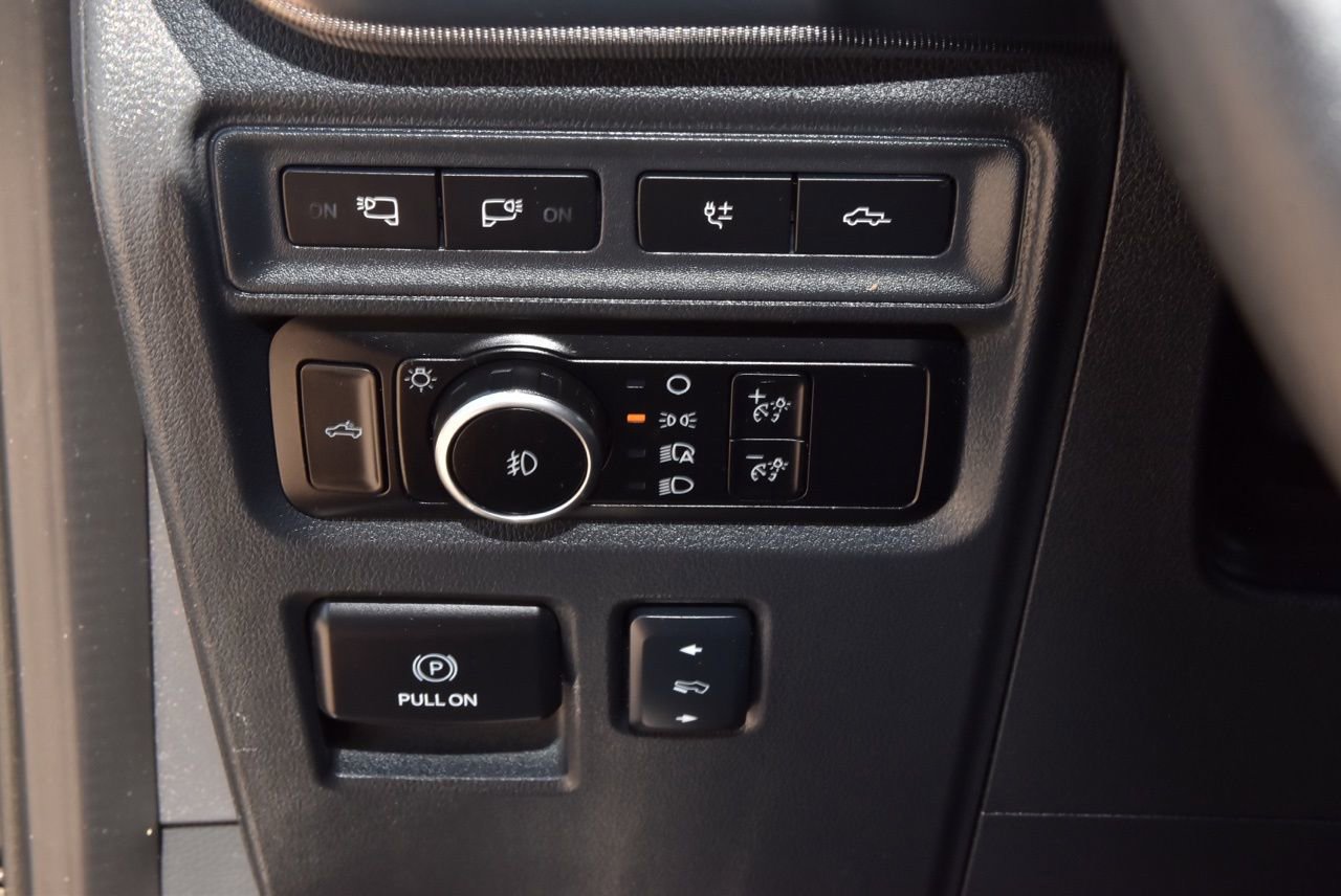 Used 2024 Ford F150 Platinum w/ Equipment Group 702A High AWD/4WD image 33