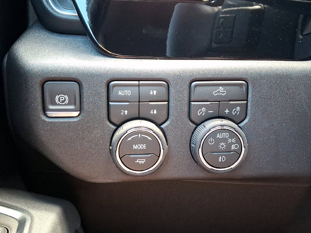 New 2026 Chevrolet Silverado 1500 RST w/ Redline Edition AWD/4WD image 15
