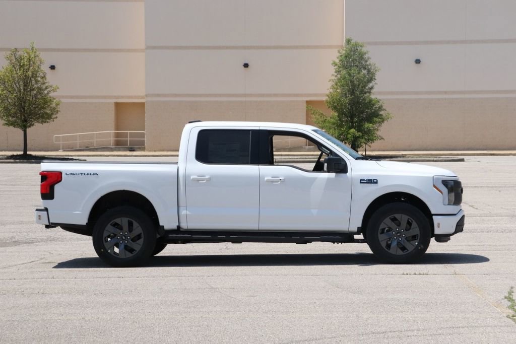 New 2025 Ford F150 Lightning Flash image 8