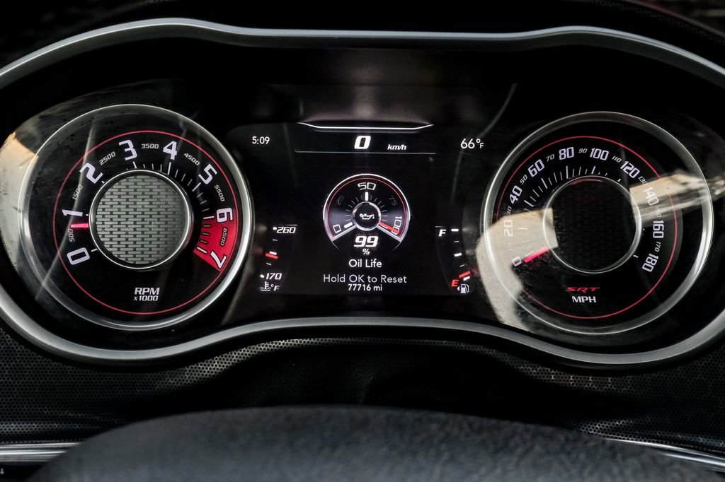 Used 2015 Dodge Challenger SRT w/ Technology Group image 16