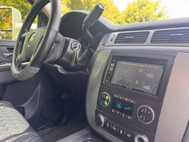 Used 2014 Chevrolet Silverado 3500 LTZ w/ LTZ Plus Package AWD/4WD image 25