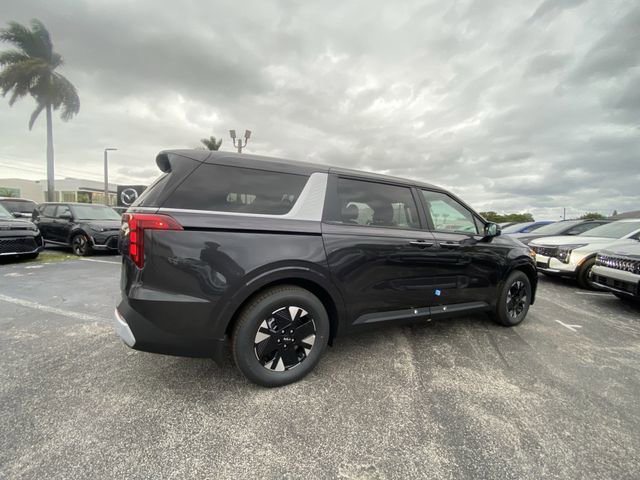 New 2026 Kia Carnival LXS image 3