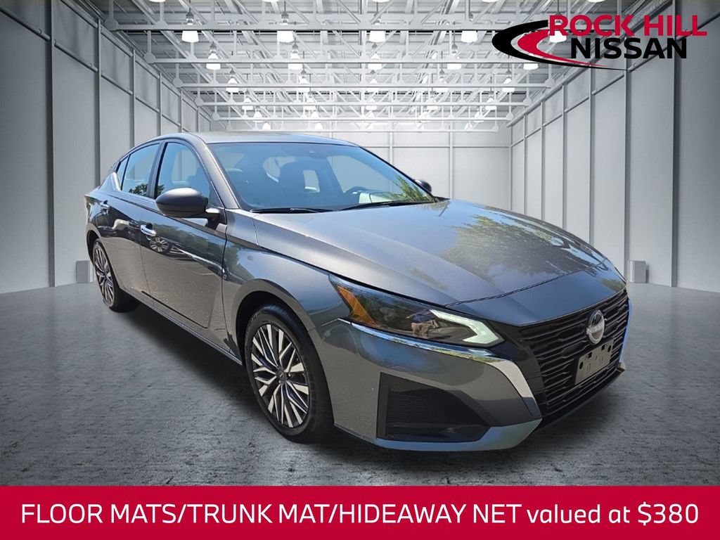 Used 2025 Nissan Altima 2.5 SV