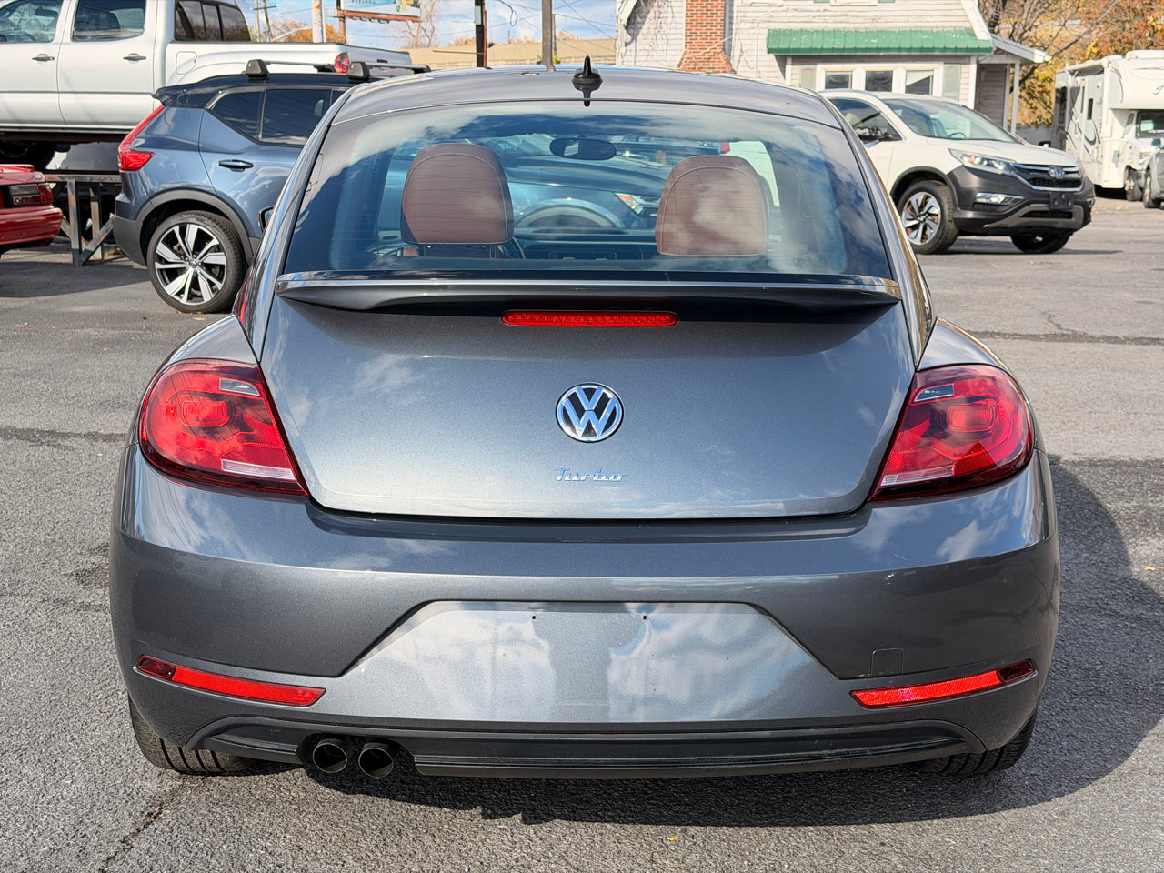 Used 2017 Volkswagen Beetle 1.8T S image 6