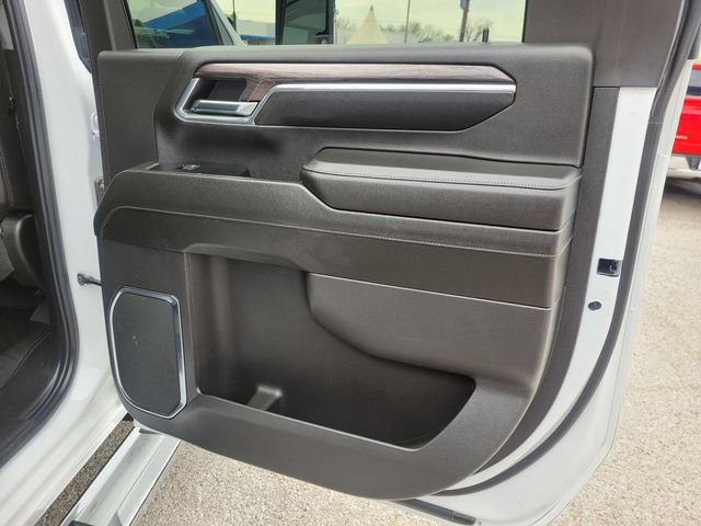 Used 2024 Chevrolet Silverado 2500 LTZ w/ LTZ Texas Edition image 11