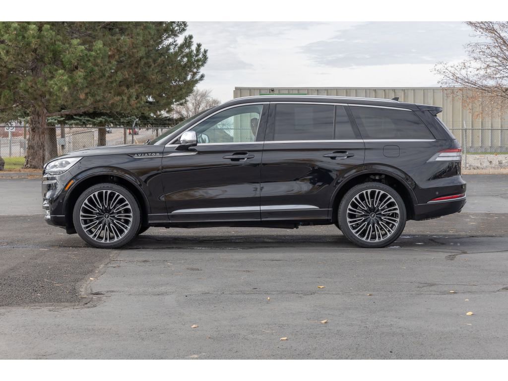 Used 2022 Lincoln Aviator Black Label w/ Dynamic Handling Package image 6