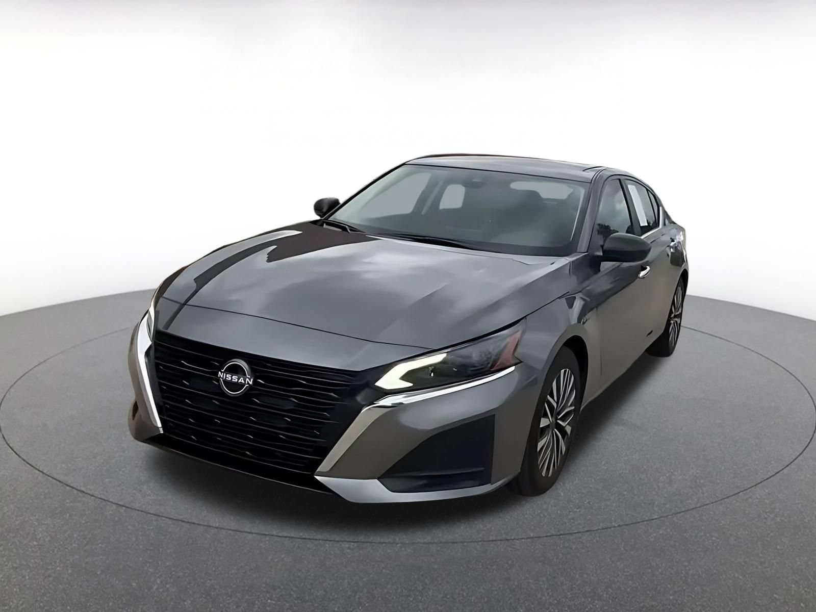 Used 2025 Nissan Altima 2.5 SV FWD image 5