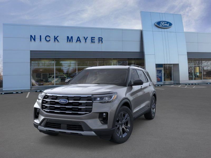 New 2026 Ford Explorer Active image 2