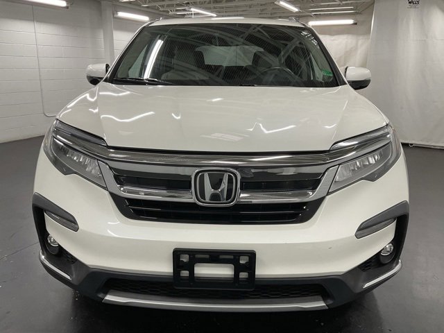 Certified 2019 Honda Pilot Touring image 3