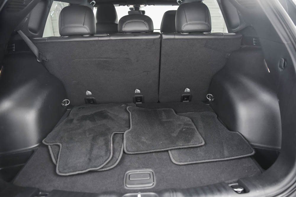 Used 2023 Jeep Compass Latitude image 14