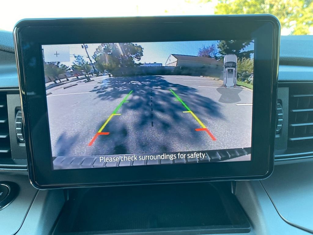 Used 2022 Ford Explorer XLT image 21