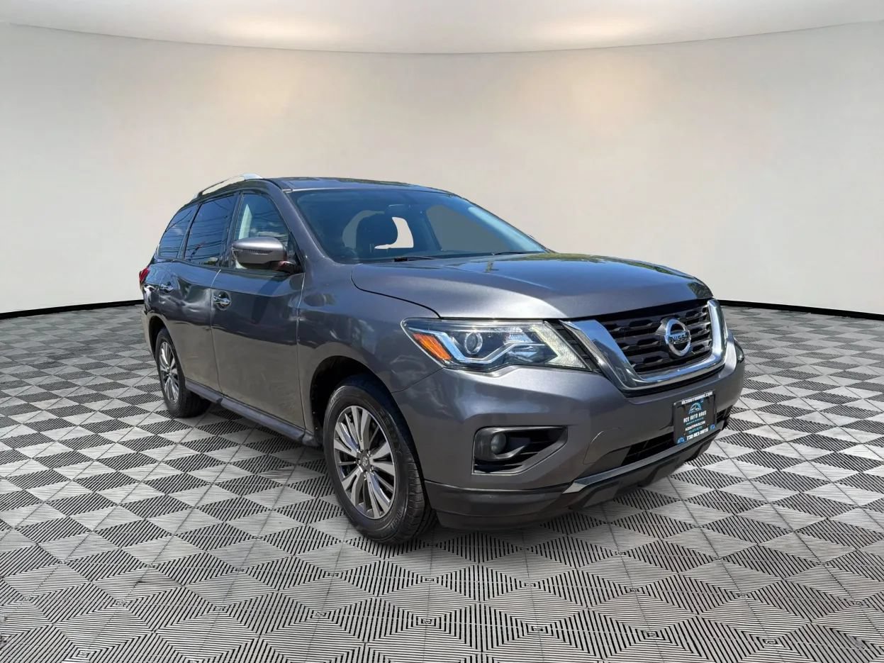 Used 2019 Nissan Pathfinder SV w/ SV Tech Package