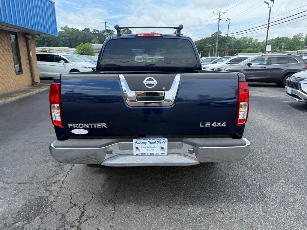 Used 2010 Nissan Frontier LE w/ LE Value Truck Pkg AWD/4WD image 10